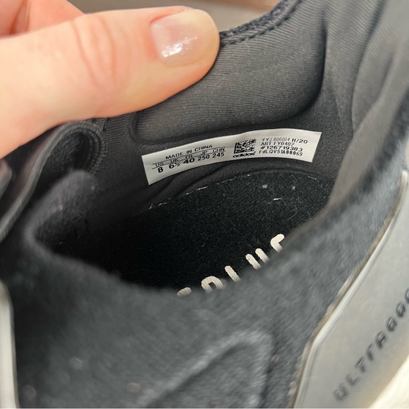 Adidas Ultraboost Sneakers Womens Black Size 8 Running Shoes - Picture 10 of 14